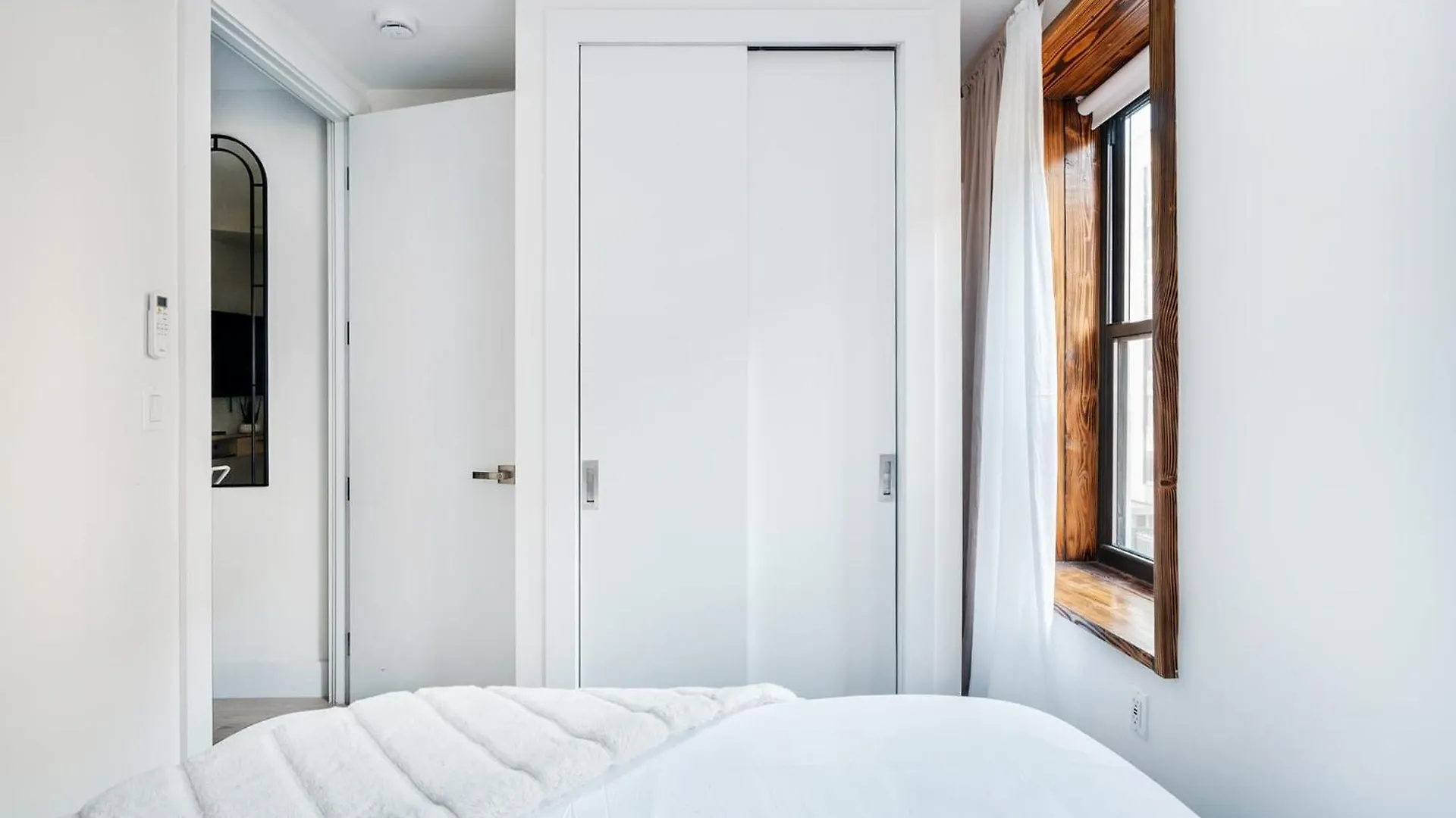 48-3Fe 2Br Prime Midtown West Apartment New York