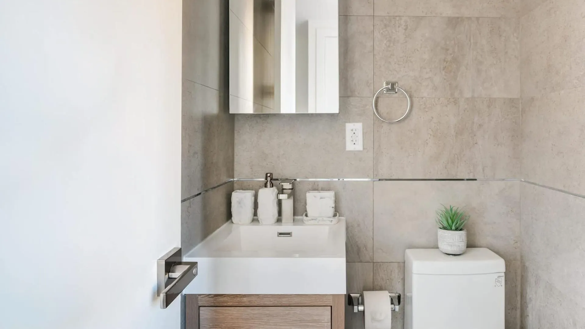 48-3Fe 2Br Prime Midtown West Apartment New York 0*,