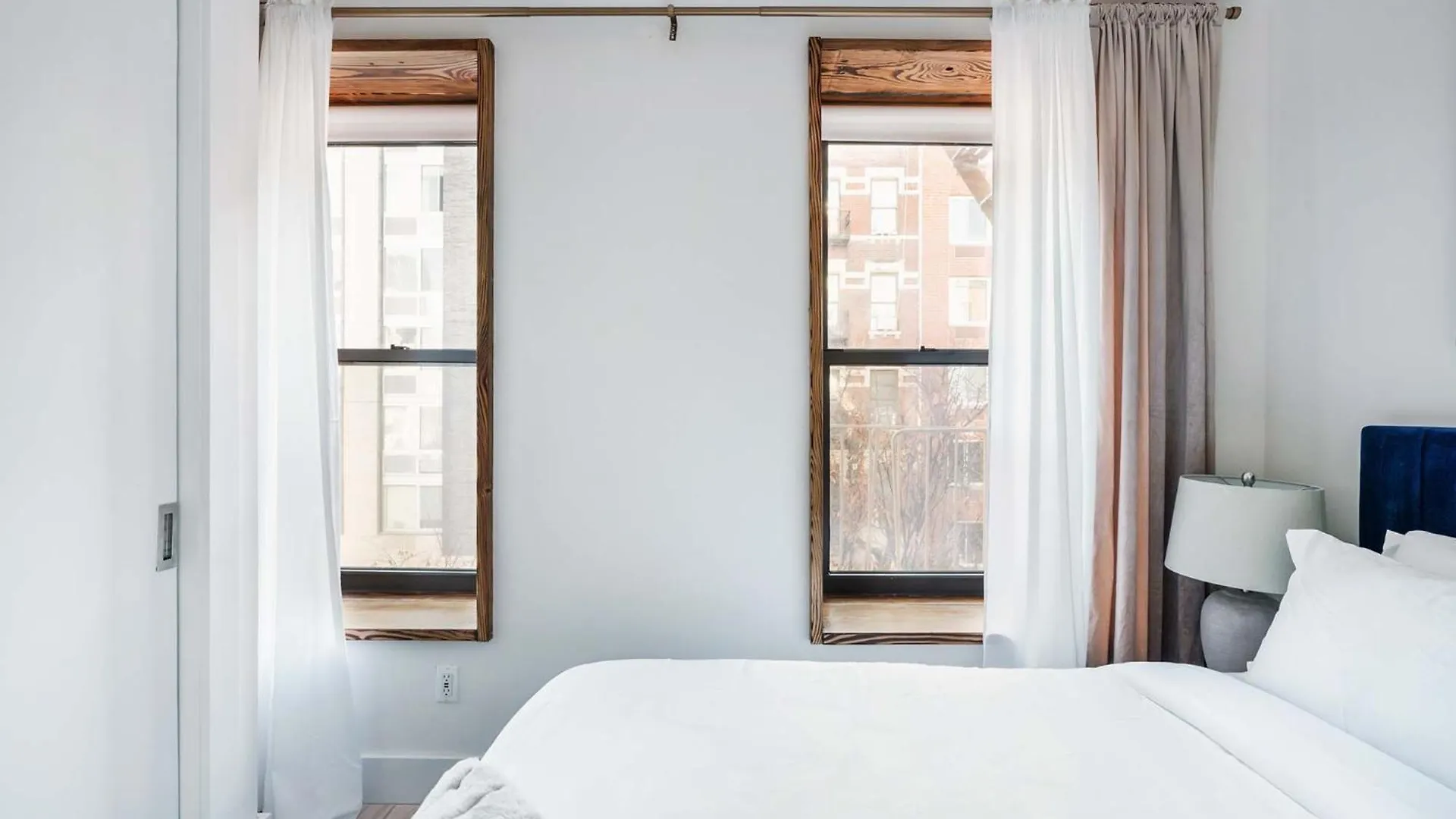 48-3Fe 2Br Prime Midtown West Apartment New York
