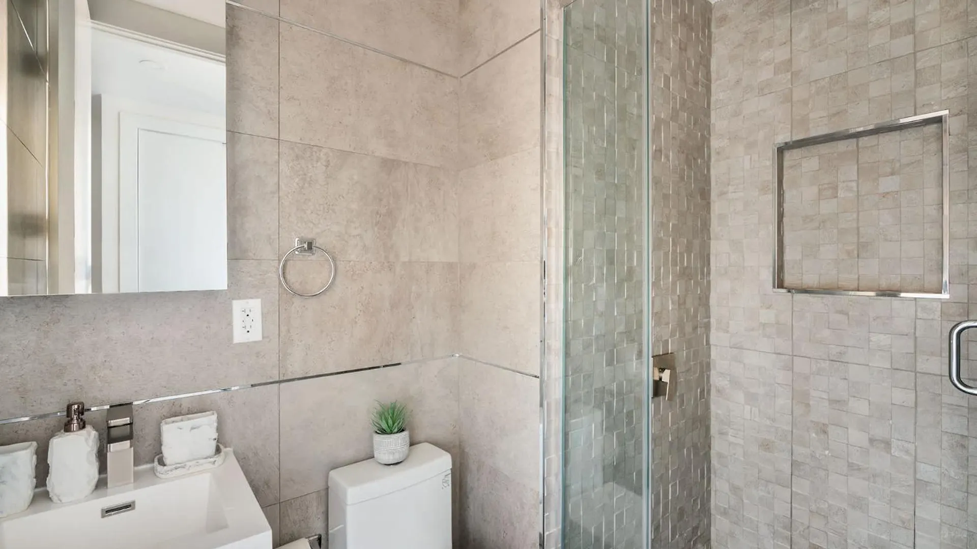 48-3Fe 2Br Prime Midtown West Apartment New York